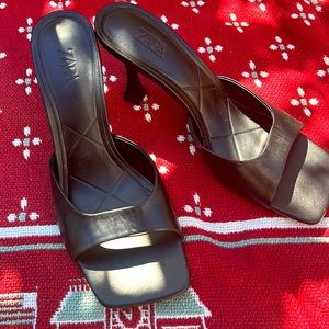 Chic Zara slip in heels